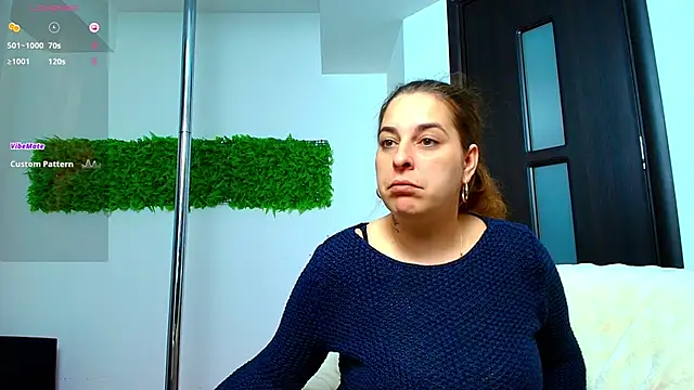 KarinaNoir online show from 04-20-26, 04:04