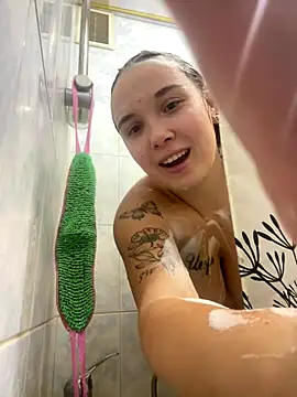 Sandra SW  online show from 12-15-25, 01:48