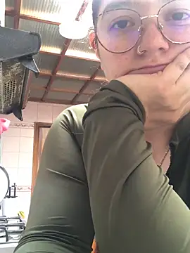 kayortiiz online show from 03-15-25, 06:21