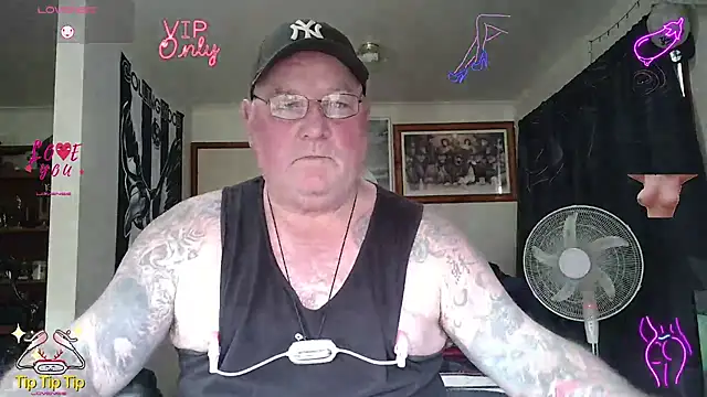Snapshot of HOTANAL chatting on 07-11-26, 03:31 HOTANAL online show from 07-11-26, 03:31