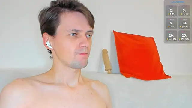 Snapshot of Jasper_Sun chatting on 10-31-25, 09:16 Jasper Sun online show from 10-31-25, 09:16