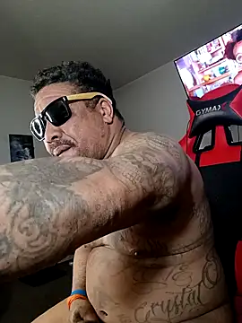 Snapshot of yellowwetfox chatting on 01-31-25, 02:04 yellowwetfox online show from 01-31-25, 02:04