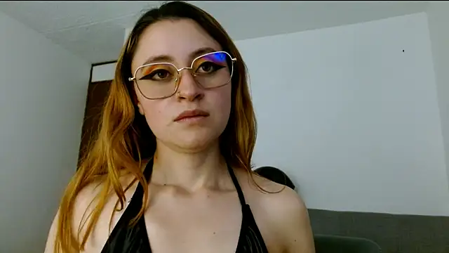 Juls winter  online show from 04-17-26, 07:39