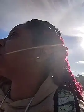 markquanna online show from 11-04-25, 05:23