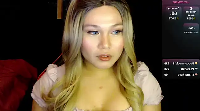 Snapshot of stacey_wills44 chatting on 12-20-24, 03:42 stacey wills44 online show from 12-20-24, 03:42