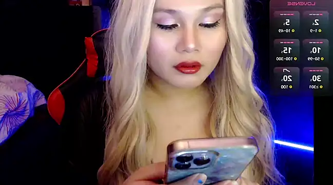 Snapshot of stacey_wills44 chatting on 01-10-25, 12:06 stacey wills44 online show from 01-10-25, 12:06