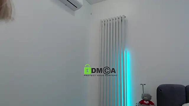 Snapshot of kissabellaa chatting on 03-14-25, 09:43 kissabellaa online show from 03-14-25, 09:43