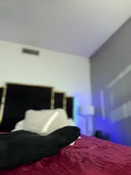 Snapshot of KarissaChantelle chatting on 01-12-25, 11:58 KarissaChantelle online show from 01-12-25, 11:58