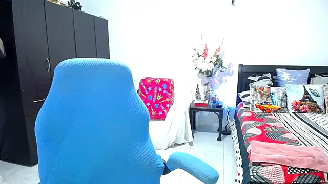 Xiimen online show from 02-07-26, 12:03