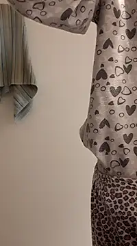 Snapshot of Moi_Lina chatting on 12-15-24, 11:55 Moi Lina online show from 12-15-24, 11:55