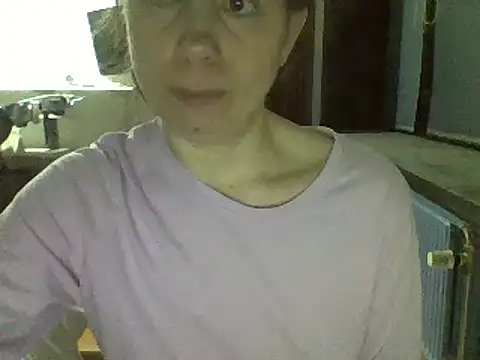 Snapshot of Moi_Lina chatting on 03-04-25, 01:55 Moi Lina online show from 03-04-25, 01:55