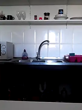 Snapshot of Moi_Lina chatting on 12-05-25, 12:36 Moi Lina online show from 12-05-25, 12:36