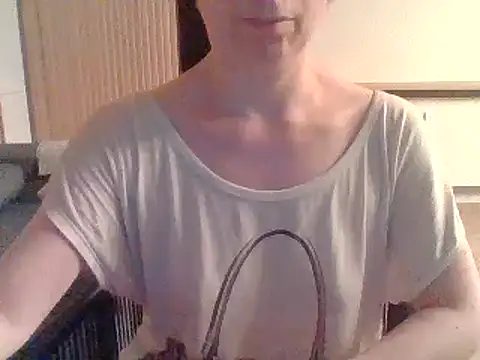 Moi Lina online show from 07-20-26, 12:14