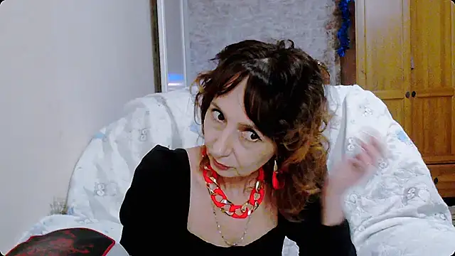 AnnieEltgant online show from 12-27-24, 01:28