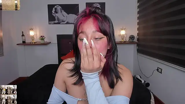 Snapshot of Mariana_Joness chatting on 02-28-25, 06:21 Mariana Joness online show from 02-28-25, 06:21