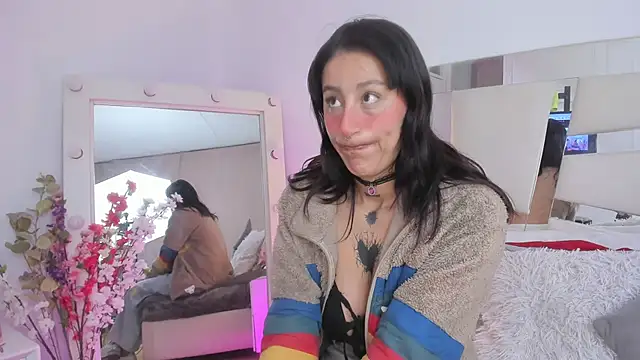 Snapshot of Mariana_Joness chatting on 11-27-25, 02:24 Mariana Joness online show from 11-27-25, 02:24