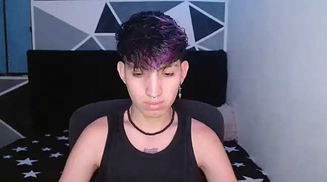 Snapshot of littlextreme chatting on 01-03-25, 04:11 littlextreme online show from 01-03-25, 04:11