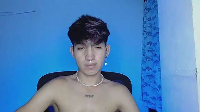 Snapshot of littlextreme chatting on 03-01-25, 09:51 littlextreme online show from 03-01-25, 09:51