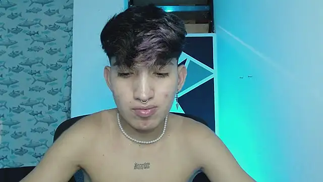 Snapshot of littlextreme chatting on 03-05-25, 06:33 littlextreme online show from 03-05-25, 06:33