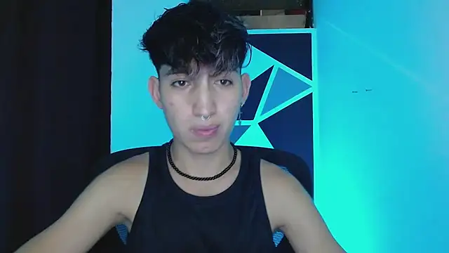 Snapshot of littlextreme chatting on 03-09-25, 01:25 littlextreme online show from 03-09-25, 01:25