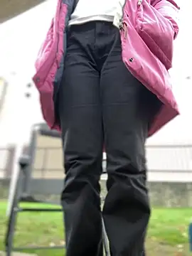 Snapshot of DaisyVibesss chatting on 12-15-24, 12:06 DaisyVibesss online show from 12-15-24, 12:06