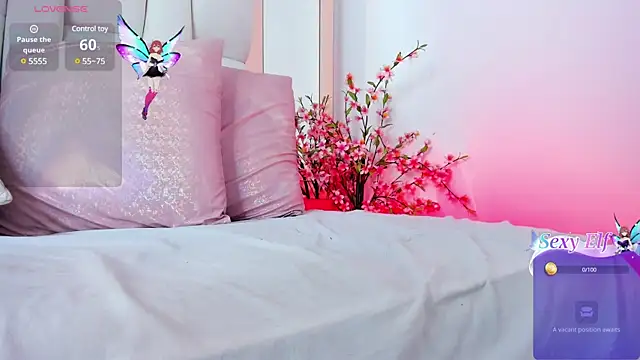 Snapshot of kylie_sexy2000 chatting on 01-10-25, 05:24 kylie sexy2000 online show from 01-10-25, 05:24