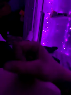 Snapshot of Hugetings chatting on 12-21-25, 12:34 Hugetings online show from 12-21-25, 12:34