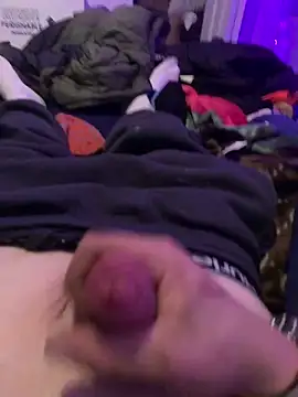 Snapshot of Hugetings chatting on 01-12-26, 03:23 Hugetings online show from 01-12-26, 03:23