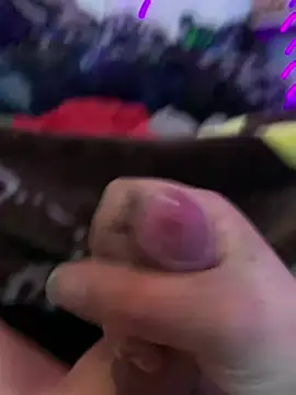 Snapshot of Hugetings chatting on 02-05-26, 03:49 Hugetings online show from 02-05-26, 03:49