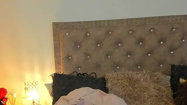 Lissa gray online show from 09-16-25, 01:17