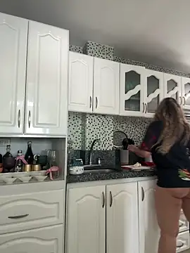 Snapshot of ValeriaHot69 chatting on 11-27-25, 02:52 ValeriaHot69 online show from 11-27-25, 02:52