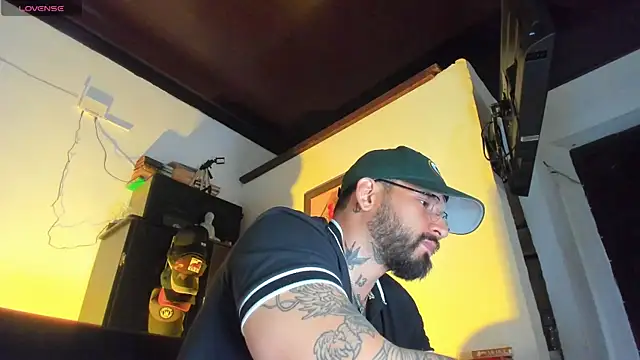 CamiloGray  online show from 09-21-25, 11:23