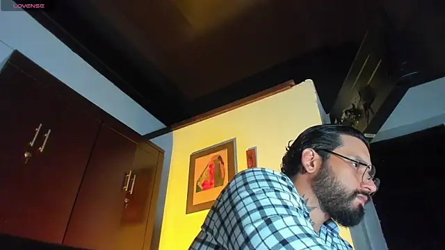 CamiloGray  online show from 01-19-26, 03:38