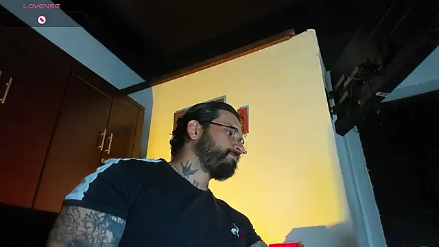 CamiloGray  online show from 02-04-26, 02:56