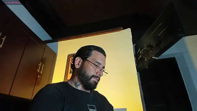 CamiloGray  online show from 03-05-26, 02:46