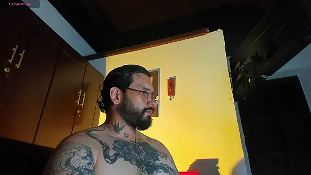 CamiloGray  online show from 03-06-26, 02:46