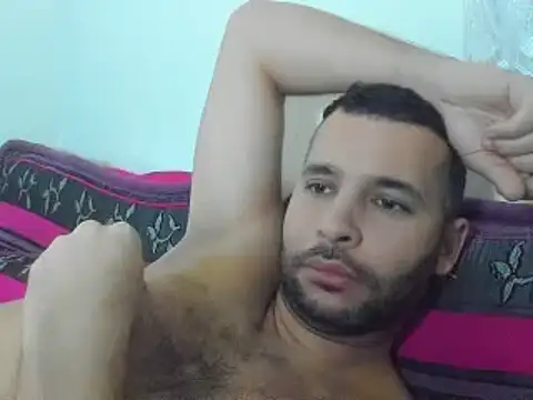 Snapshot of Dani_Lop chatting on 01-23-25, 04:41 Dani Lop online show from 01-23-25, 04:41