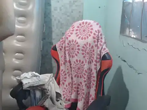 Snapshot of itsmacky4u chatting on 11-11-25, 07:08 itsmacky4u online show from 11-11-25, 07:08