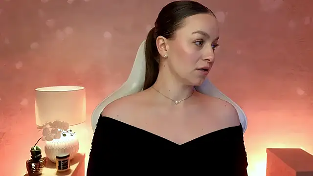 MilaFleur online show from 02-15-26, 02:58