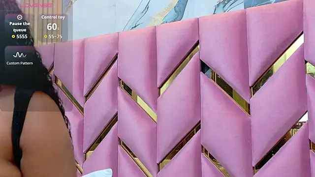 Snapshot of hornyhousekeeper_ chatting on 10-12-25, 12:15 hornyhousekeeper online show from 10-12-25, 12:15