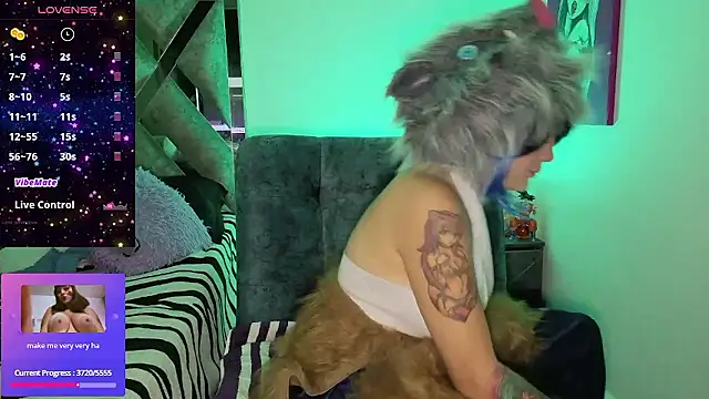 cutesarah  online show from 01-11-26, 07:08