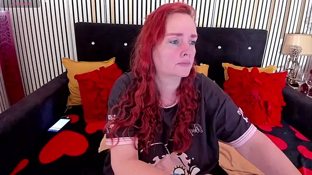 Snapshot of SinFulTitsDD chatting on 06-19-26, 12:31 SinFulTitsDD online show from 06-19-26, 12:31