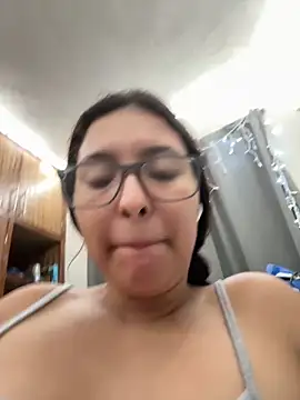 mariatudulceadiccion online show from 12-20-25, 10:11