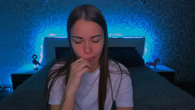 Snapshot of AlexaBarkley chatting on 12-22-24, 06:28 AlexaBarkley online show from 12-22-24, 06:28