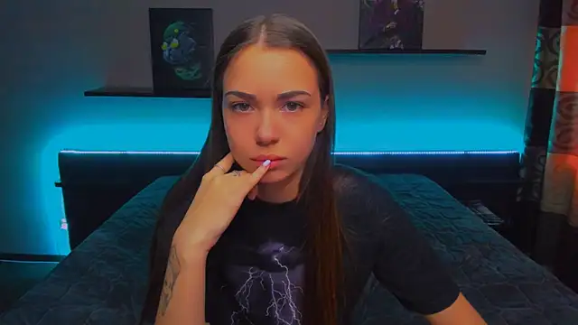 Snapshot of AlexaBarkley chatting on 12-25-24, 03:08 AlexaBarkley online show from 12-25-24, 03:08