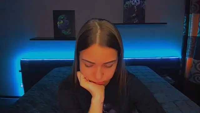 Snapshot of AlexaBarkley chatting on 01-15-25, 06:33 AlexaBarkley online show from 01-15-25, 06:33