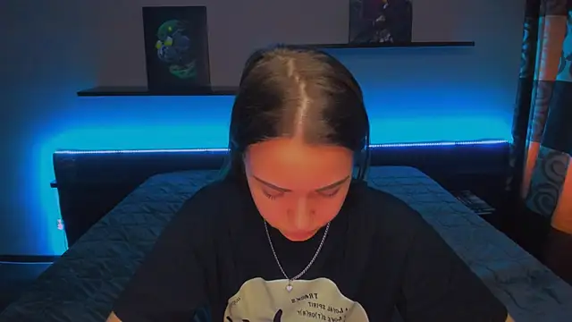 Snapshot of AlexaBarkley chatting on 01-17-25, 06:57 AlexaBarkley online show from 01-17-25, 06:57