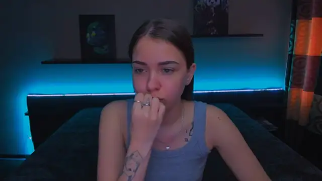 Snapshot of AlexaBarkley chatting on 02-04-25, 06:36 AlexaBarkley online show from 02-04-25, 06:36