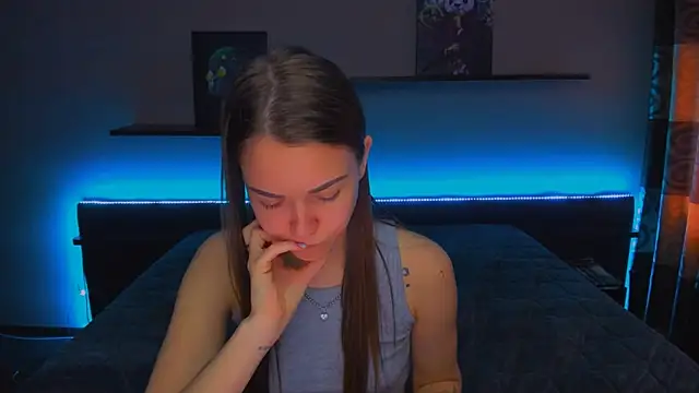 Snapshot of AlexaBarkley chatting on 03-07-25, 06:57 AlexaBarkley online show from 03-07-25, 06:57