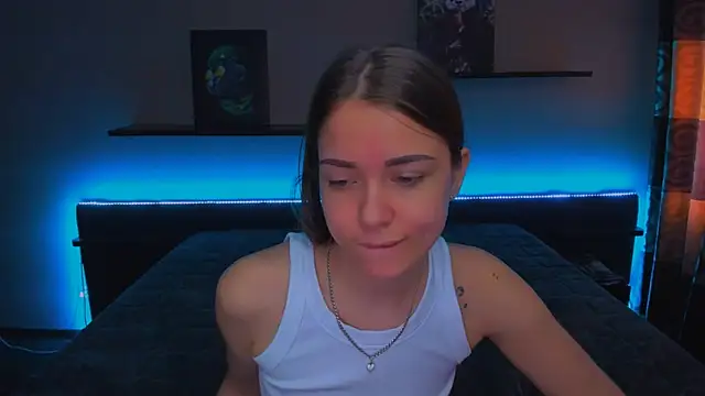 Snapshot of AlexaBarkley chatting on 03-13-25, 06:16 AlexaBarkley online show from 03-13-25, 06:16